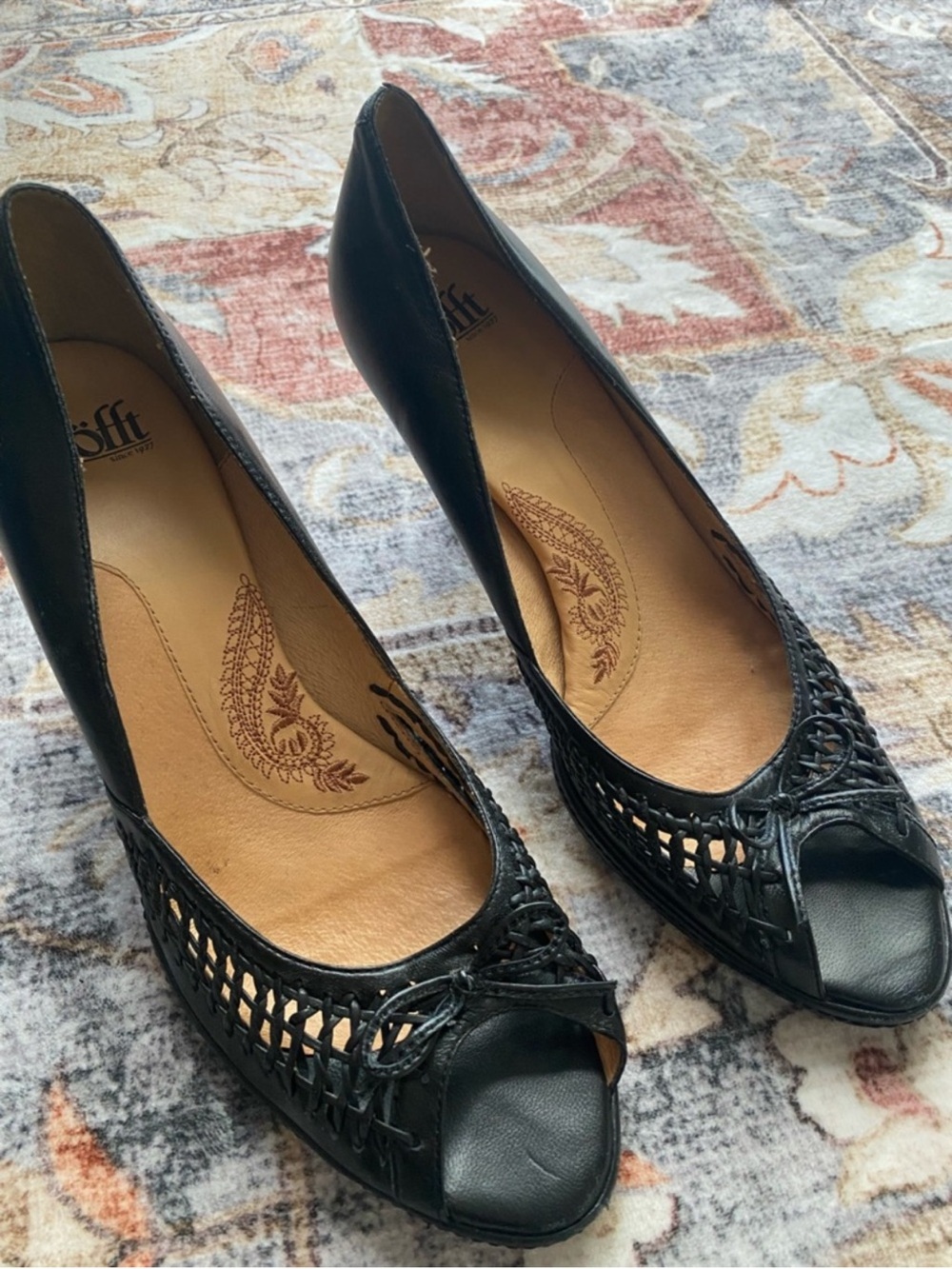 Sofft Black Woven Peep-Toe Heels